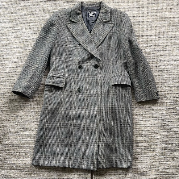 Burberry’s Scottish Cheviot Coat - Vintage and genuine - Picture 4 of 13